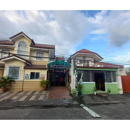 Oyo 1048 Jomckayl Apartelle Naga  Exterior photo