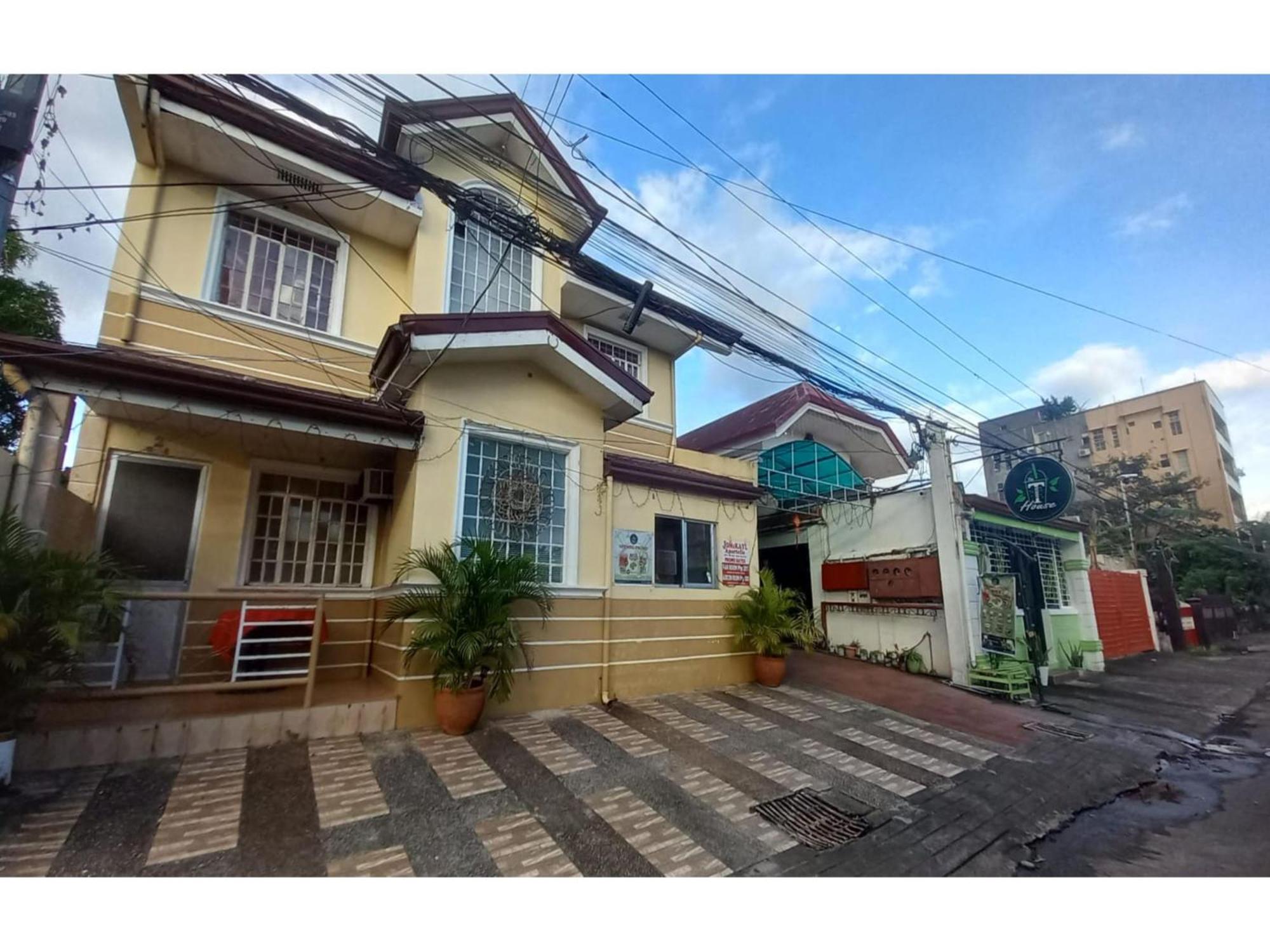 Oyo 1048 Jomckayl Apartelle Naga  Exterior photo